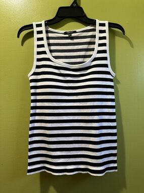 Striped Black & White Scoop Neck Tank Top
